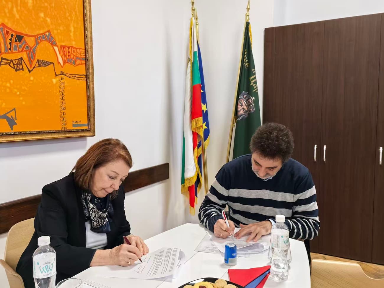 tu pian1 shuang fang qian shu he zuo xie yi