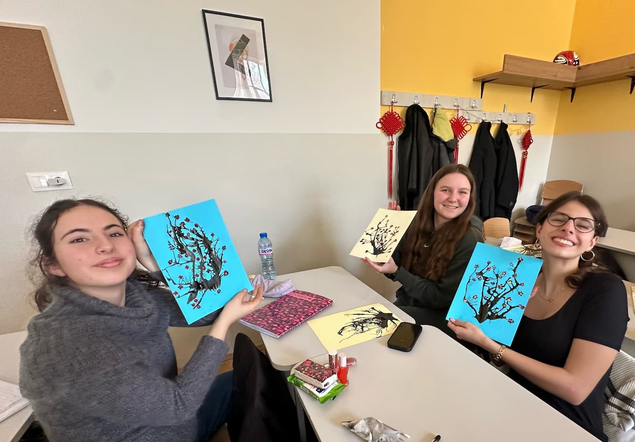 Снимка 3: Завършени творби