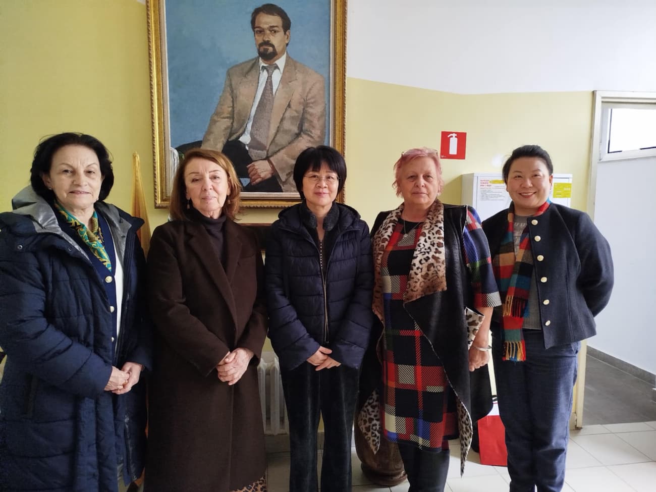 Photo 1: Group photo