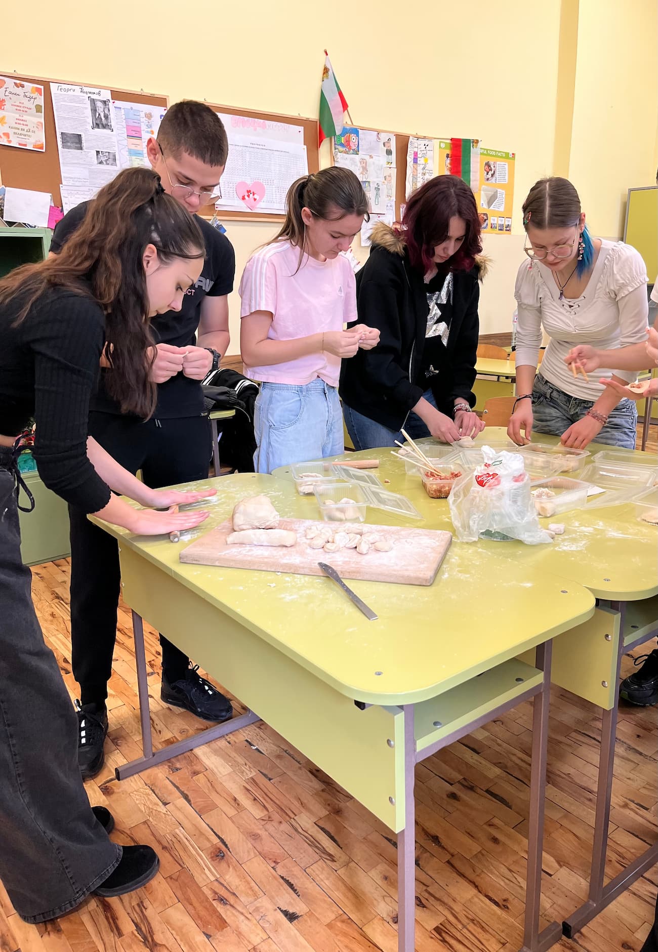 Photo 4 Making dumplings together