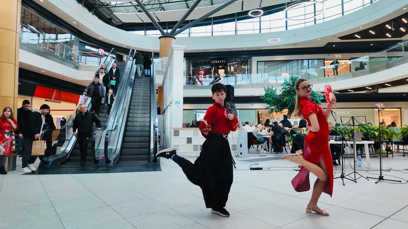 Photo 5 The dance “The Third Month of Spring”