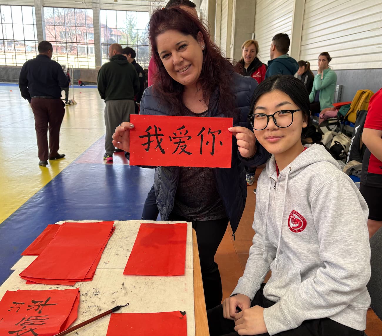  Photo 2: Calligraphy demonstration