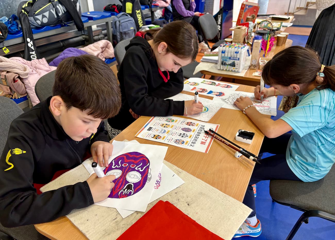 Photo 3: Peking opera mask painting