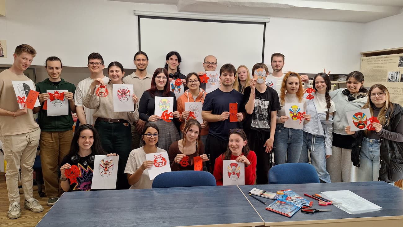 Photo 4: Group photo